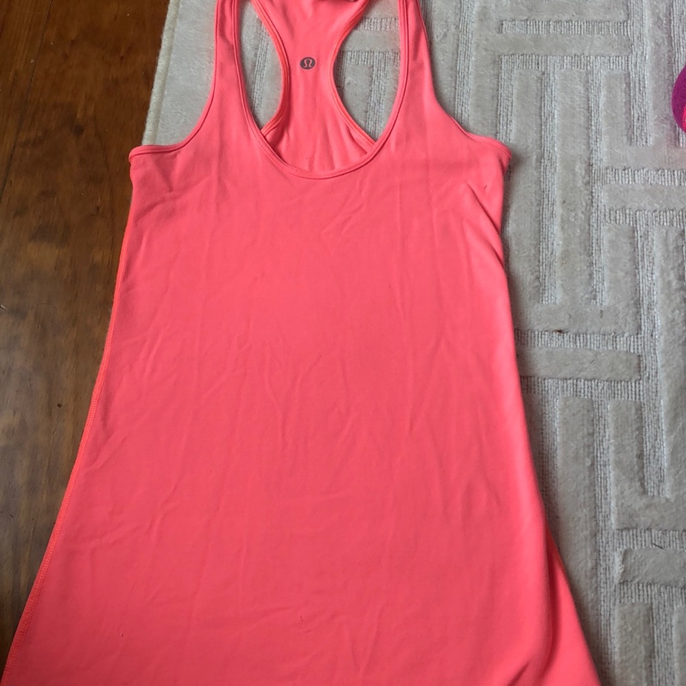 Lulu lemon tank